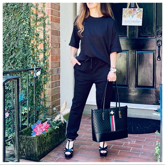 Short Sleeves Lounge Fabulous Jogger set - Picture 2 of 9